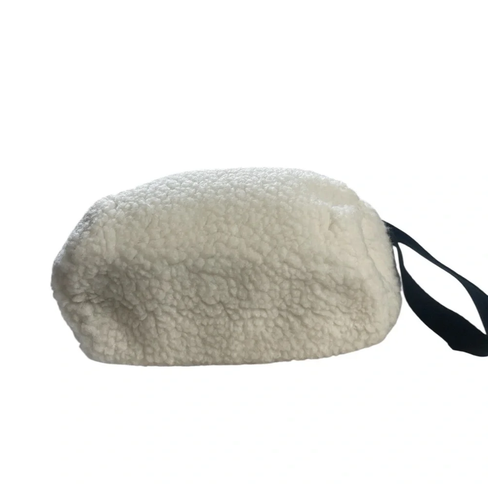 Kate Spade Faux Sherpa Cosmetic Bag/ Makeup Travel Pouch Wristlet new